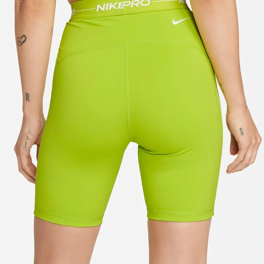 NWT Nike Pro